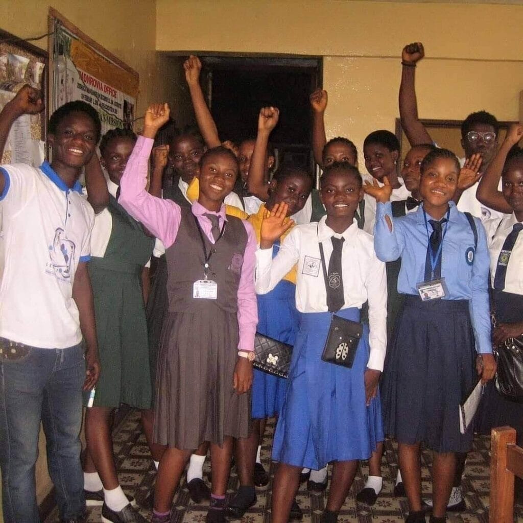 LESSAT-Team-Mentoring-girls-for-Scholarship